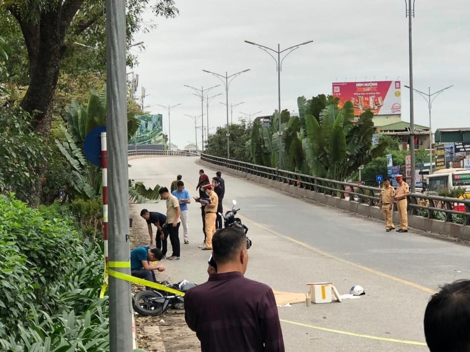 Điều tra tài xế xe 45 chỗ đâm tử vong nam sinh rồi bỏ chạy tại Hà Nội